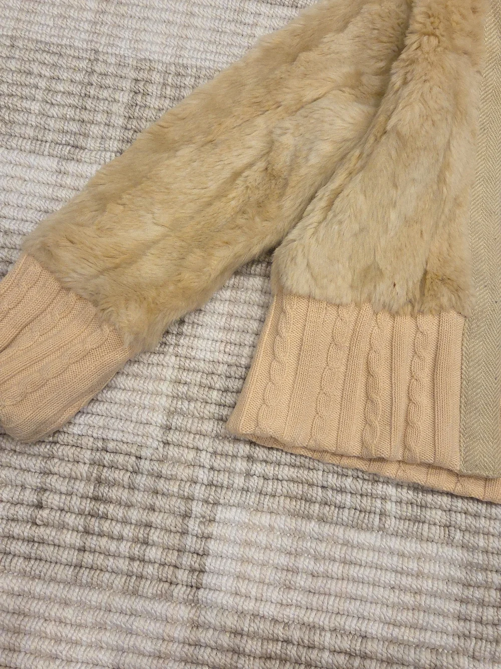 Juicy Couture Plush Faux Fur Coat Size 6